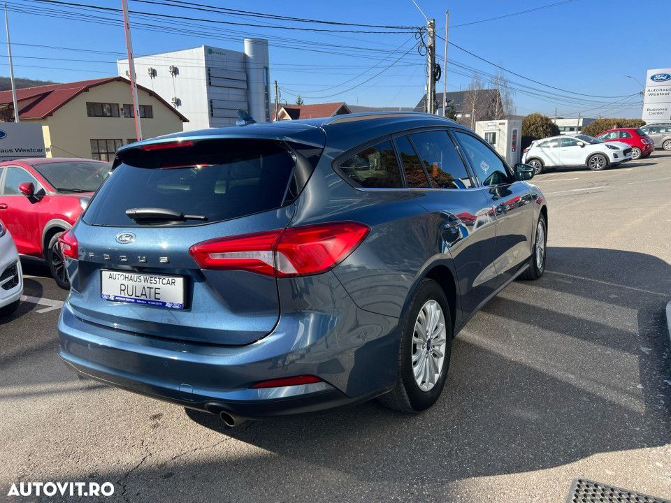 Ford Focus - 5