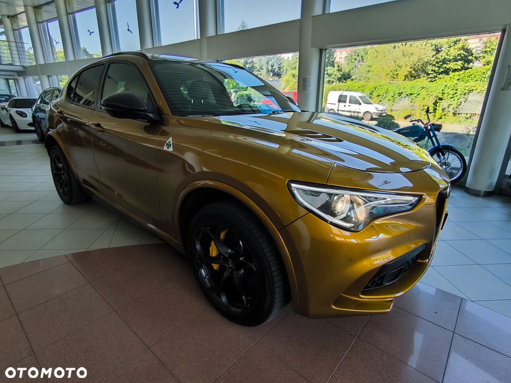 Alfa Romeo Stelvio 2.9 V6 Bi-Turbo Quadrifoglio Q4 - 6