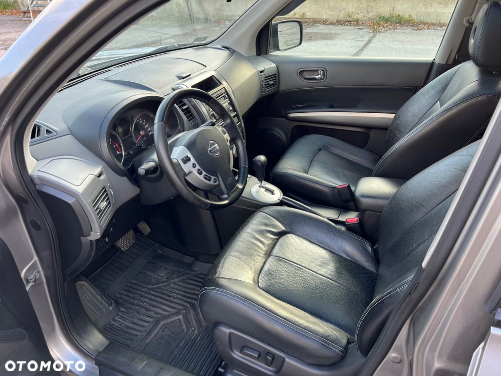 Nissan X-Trail - 8