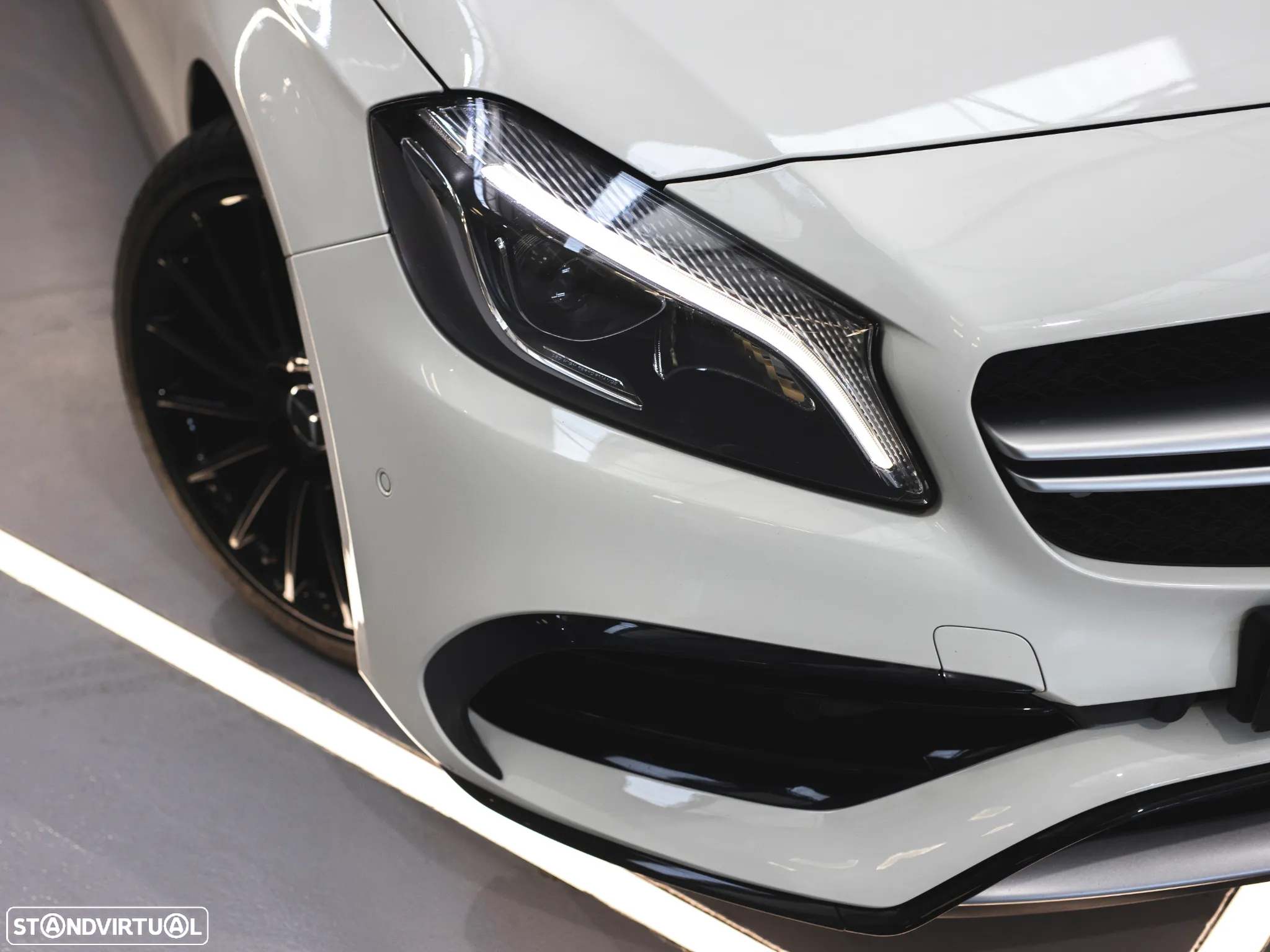 Mercedes-Benz A 45 AMG 4-Matic - 9