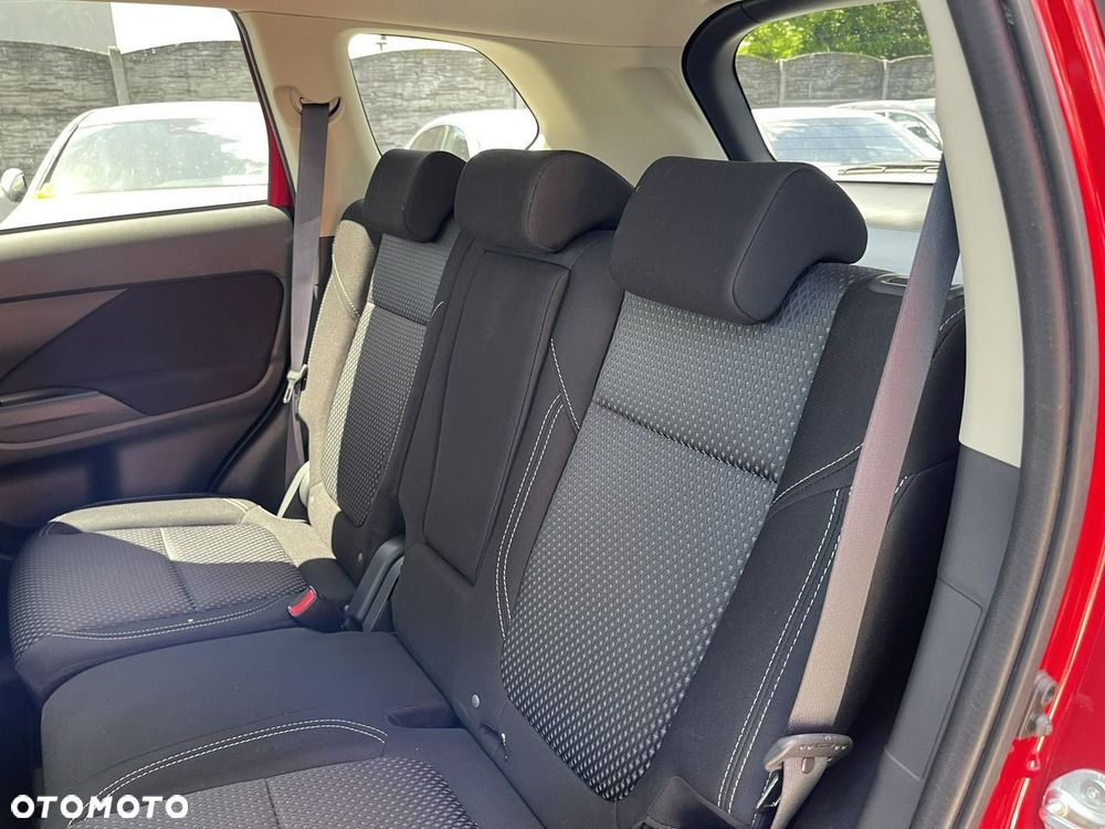 Mitsubishi Outlander 2.0 City Style 2WD - 12