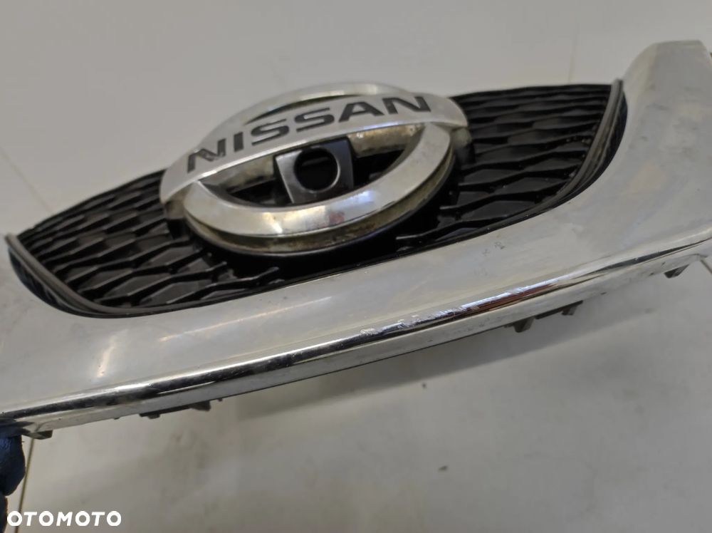GRILL ATRAPA ZDERZAKA PRZÓD NISSAN QASHQAI J11 - 11