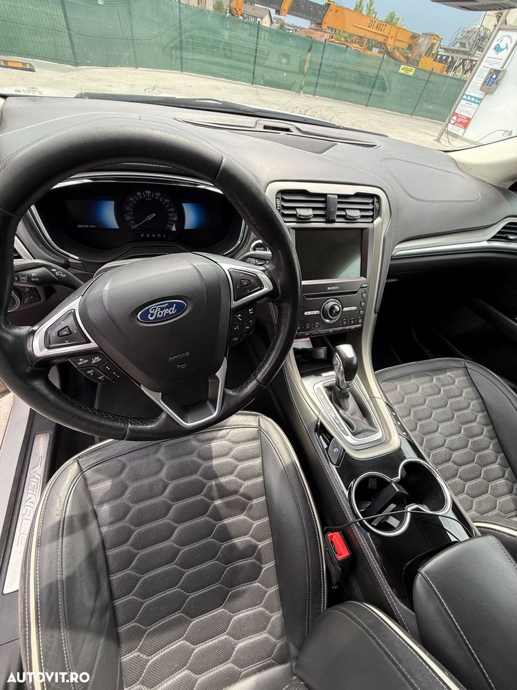 Ford Mondeo - 8