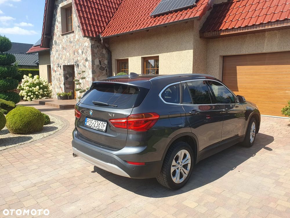 BMW X1 sDrive16d - 5