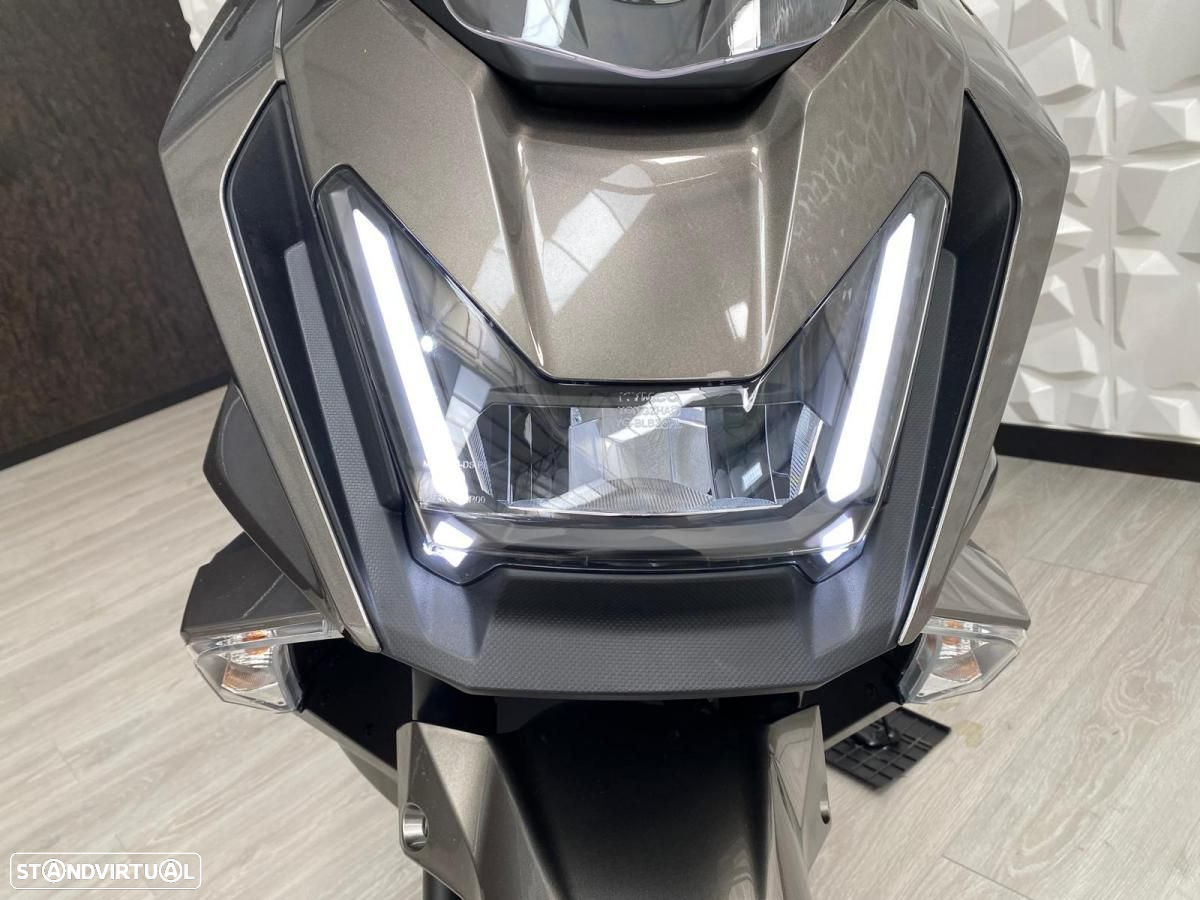 Kymco Skytown - 9