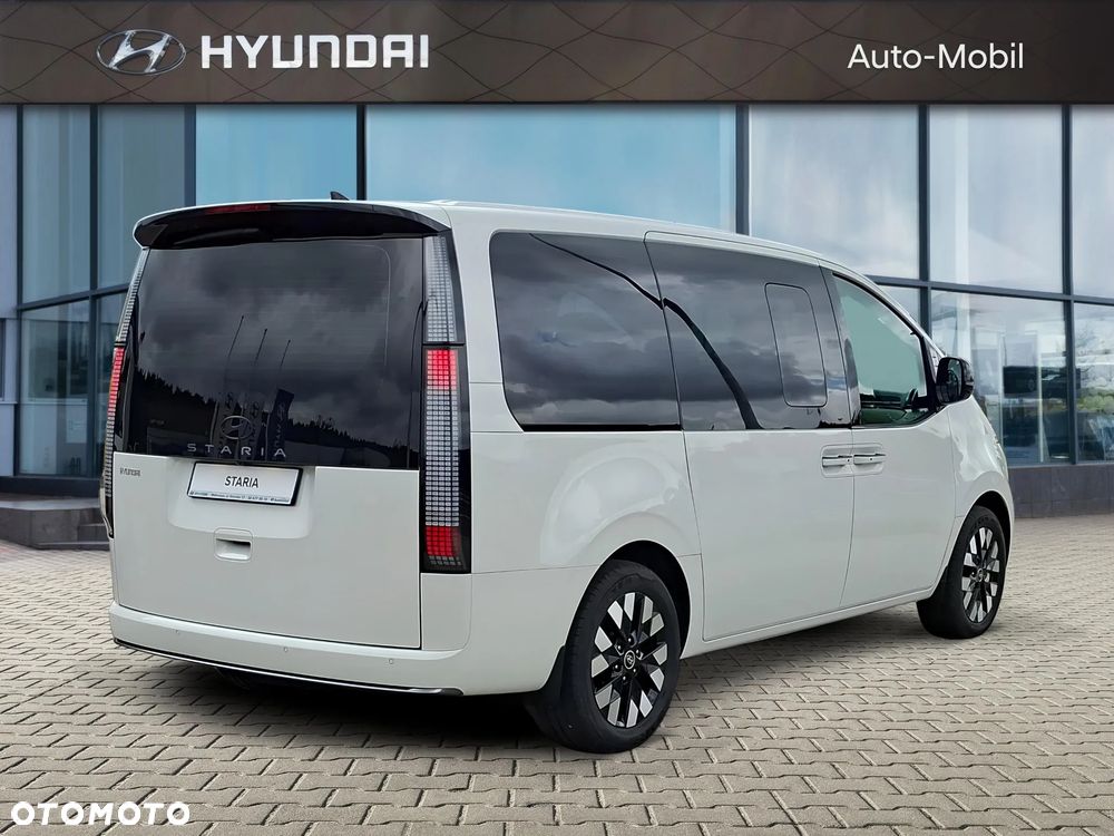 Hyundai Staria 1.6 T-GDI HEV Luxury - 6