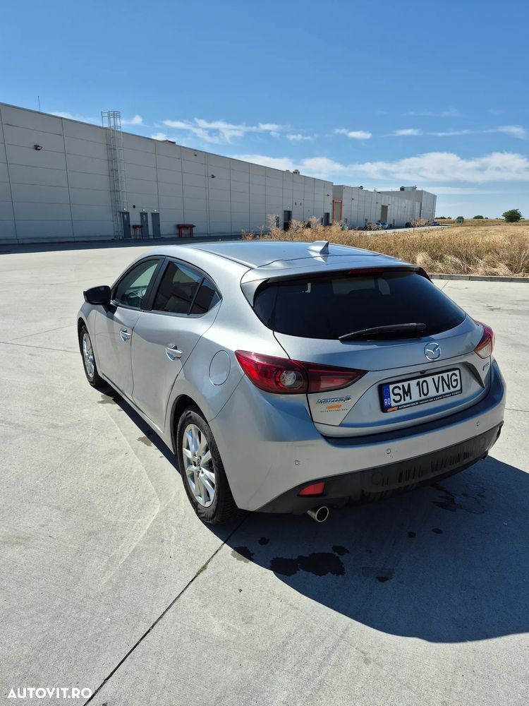 Mazda 3 - 7