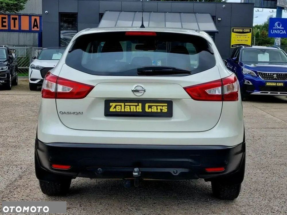 Nissan Qashqai 1.2 DIG-T Visia - 6