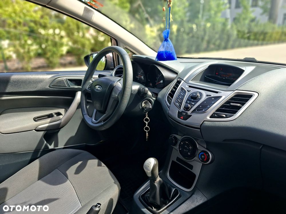 Ford Fiesta - 8