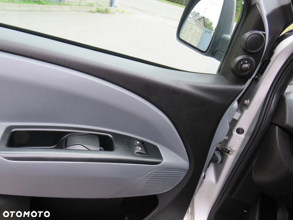 Opel Combo 1.6 CDTI L1H1 Edition - 27