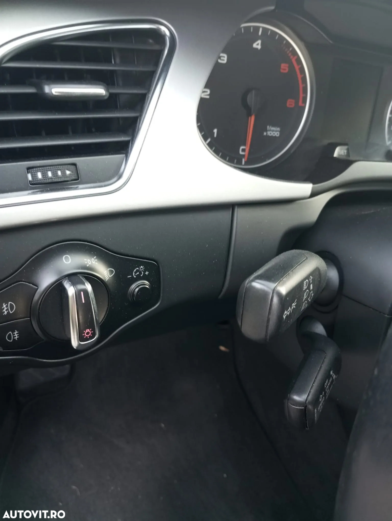Audi A4 2.0 TDI Multitronic Avant - 9
