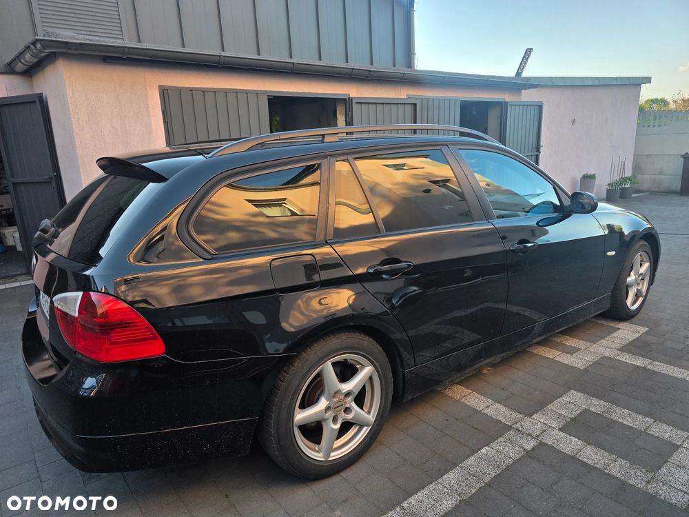 BMW Seria 3 - 25