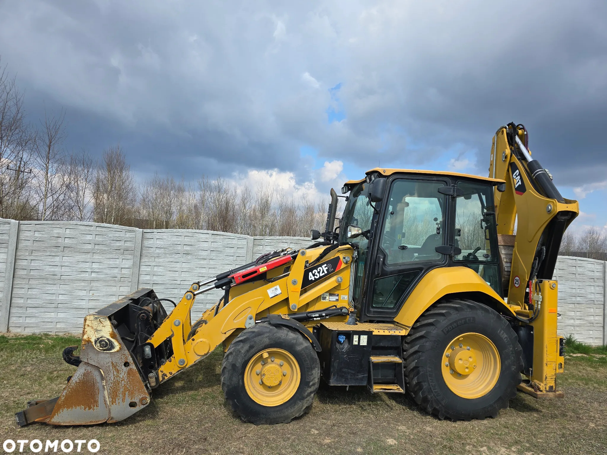 JCB - 9