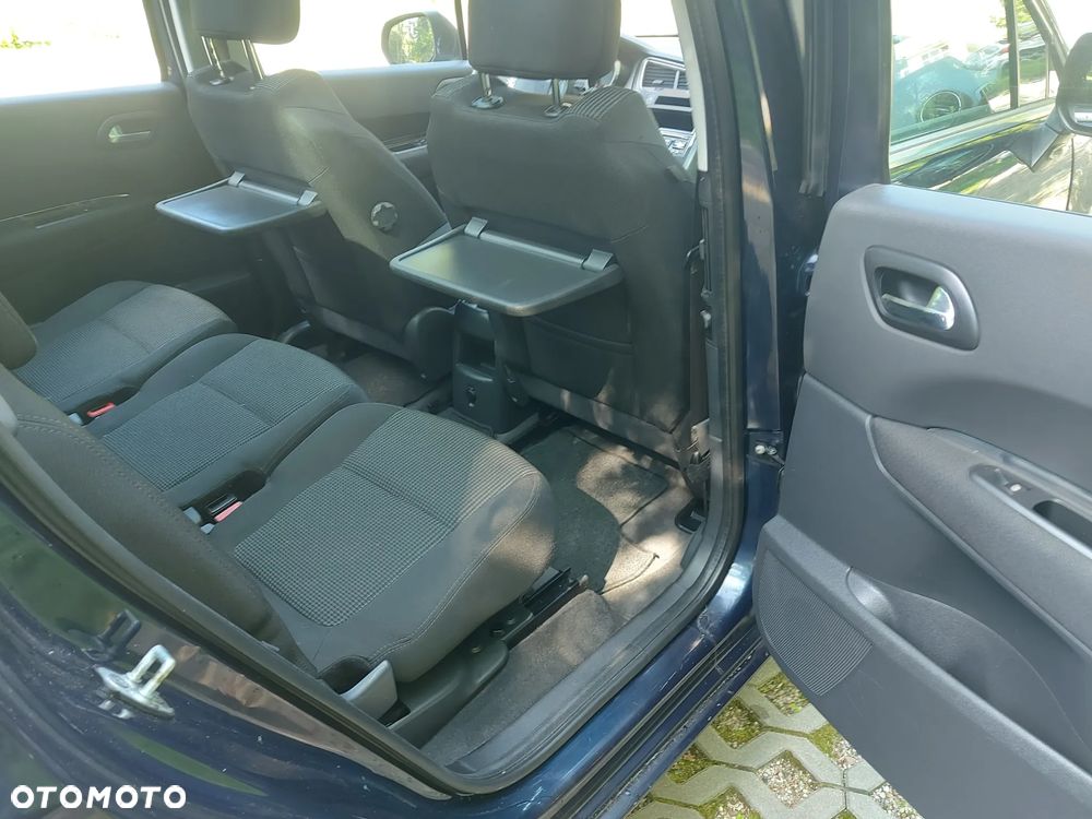 Peugeot 5008 1.6 THP Business Line - 16