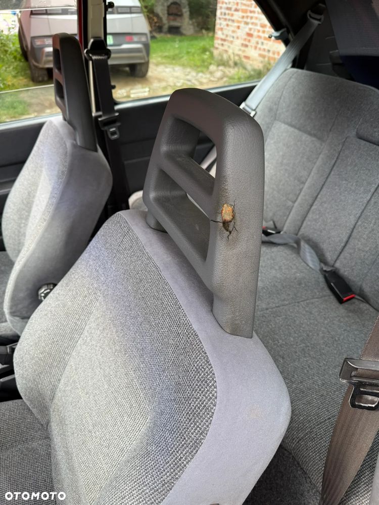 Volvo Seria 300 - 12