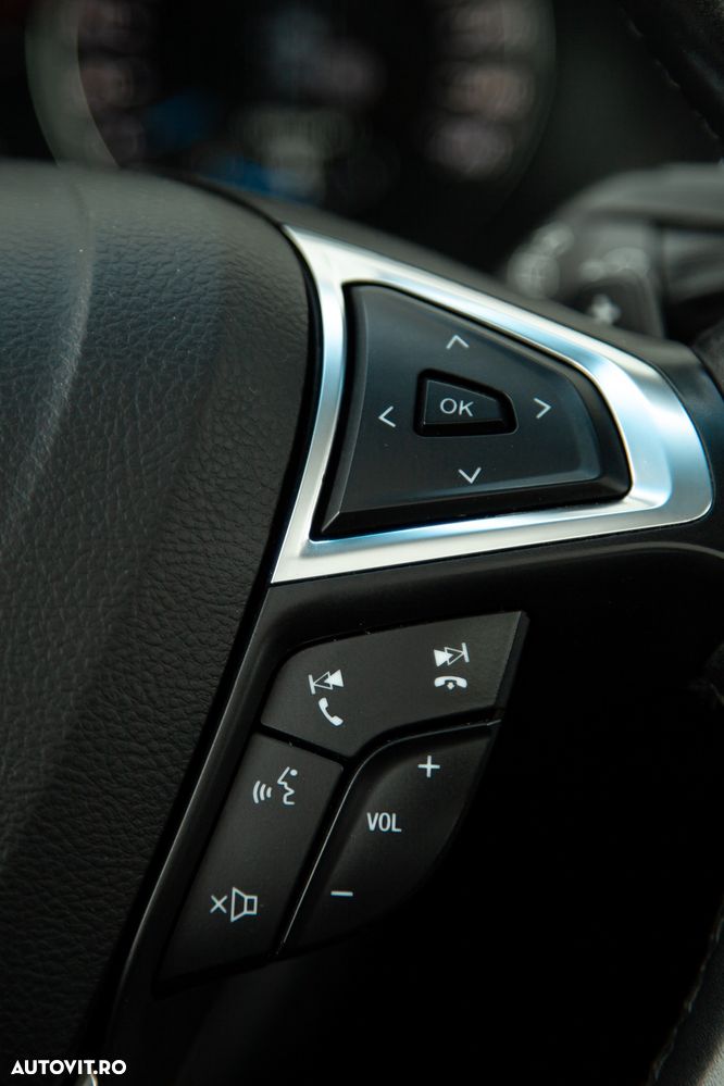 Ford Edge 2.0 TDCi Bi-Turbo 4x4 ST-LINE - 22