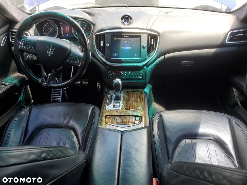 Maserati Ghibli - 7