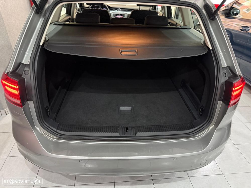 VW Passat Variant 1.6 TDI BlueMotion - 13
