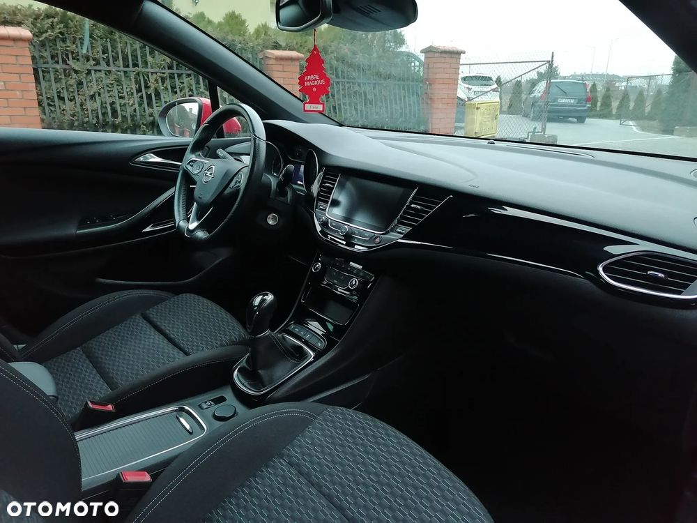 Opel Astra 1.6 D (CDTI) Start/Stop Dynamic - 9