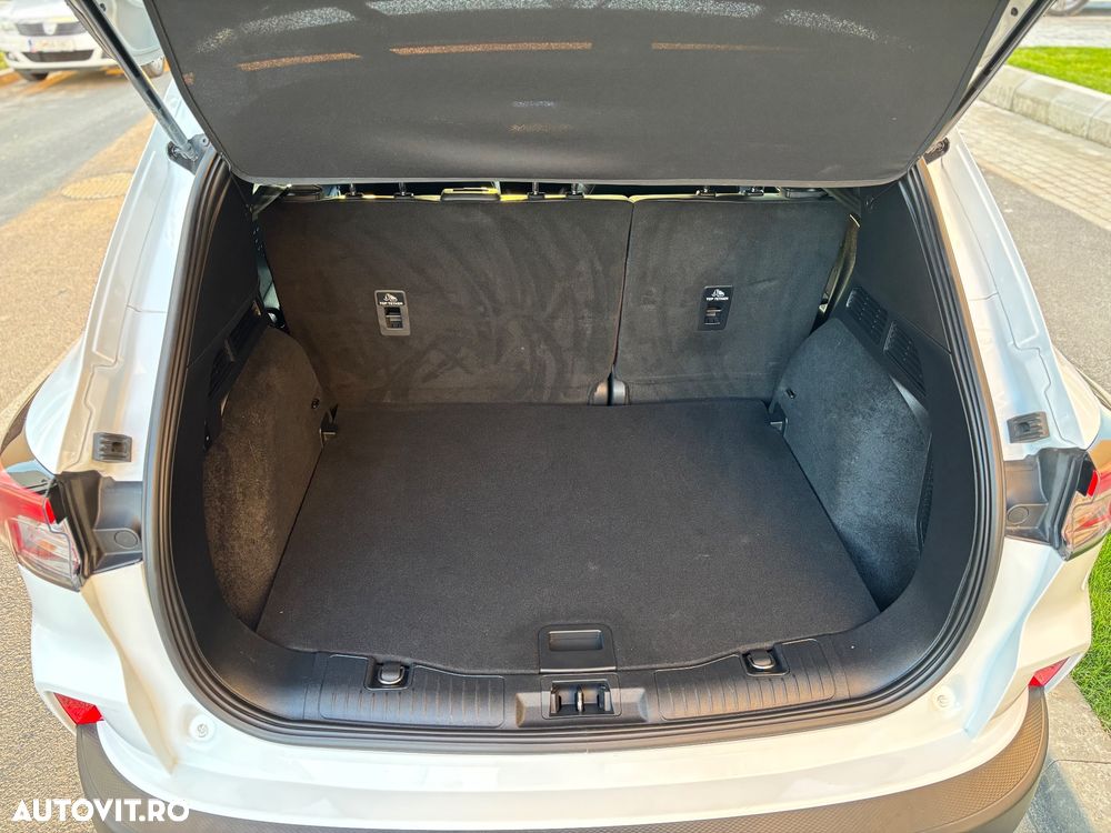 Ford Kuga - 18