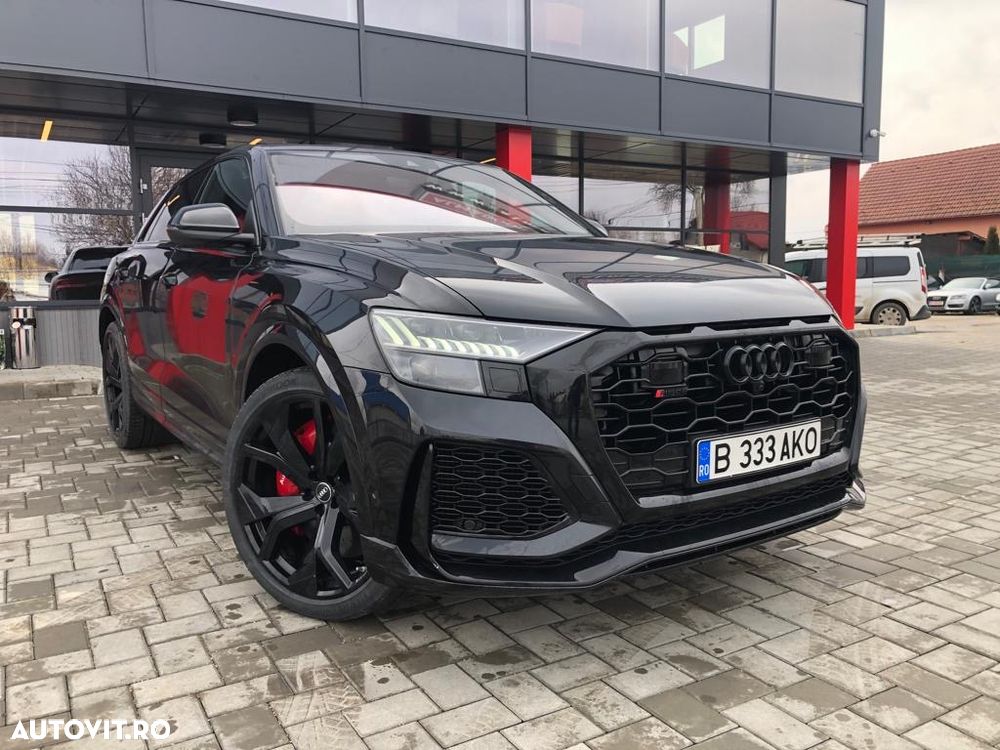 Audi RS Q8 - 1
