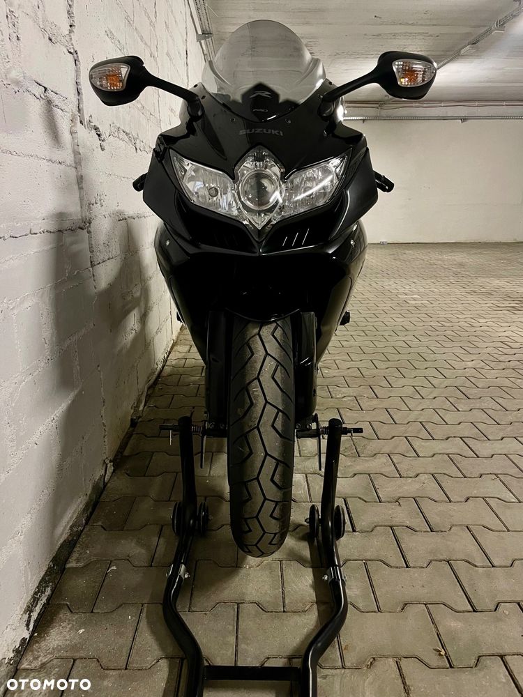 Suzuki GSX-R - 3