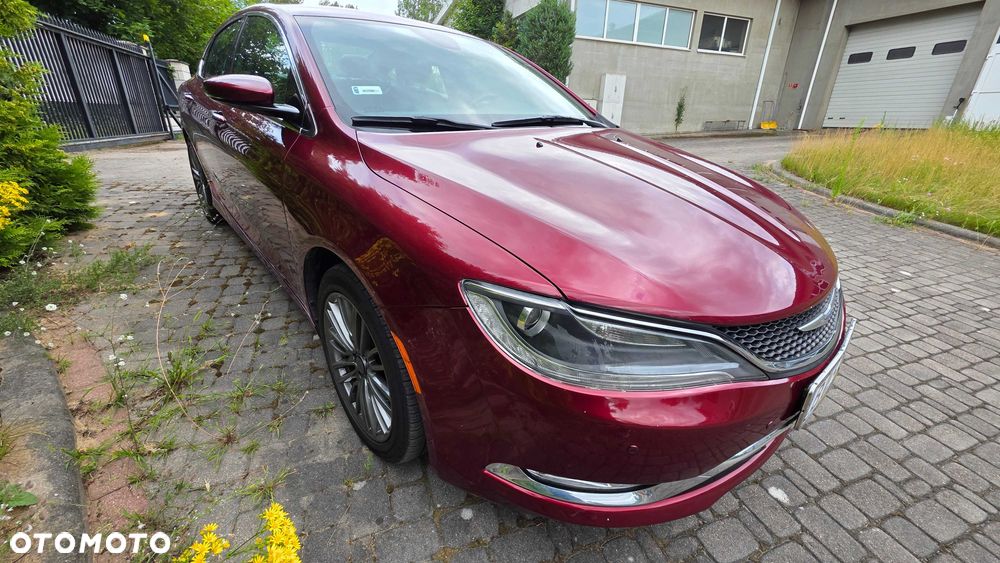 Chrysler 200 - 7