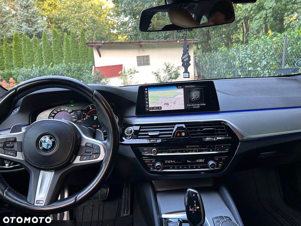 BMW Seria 5 - 16