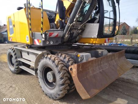 Liebherr A914 - 3