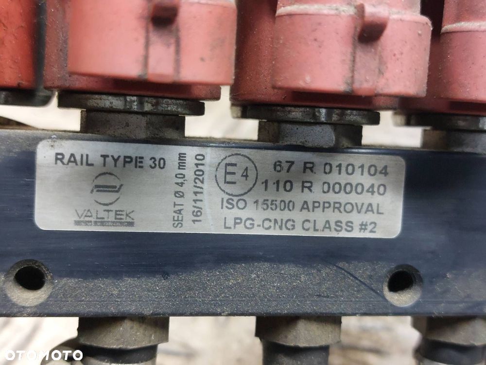 INSTALACJA GAZOWA LPG STAG 200-4 VALTEK RAIL PS-01 TOMASETTO AT09 - 4