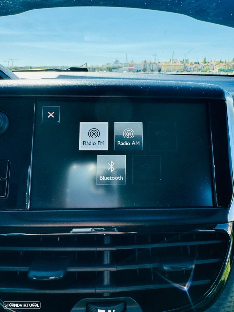 Peugeot 208 1.6 BlueHDi Style - 14