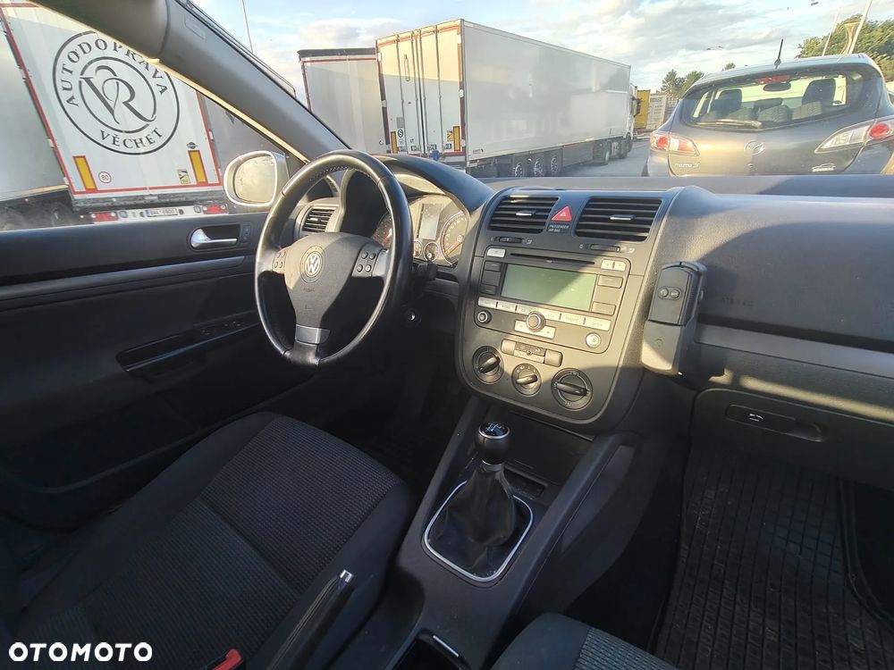 Volkswagen Golf 1.9 TDI DPF Comfortline - 9