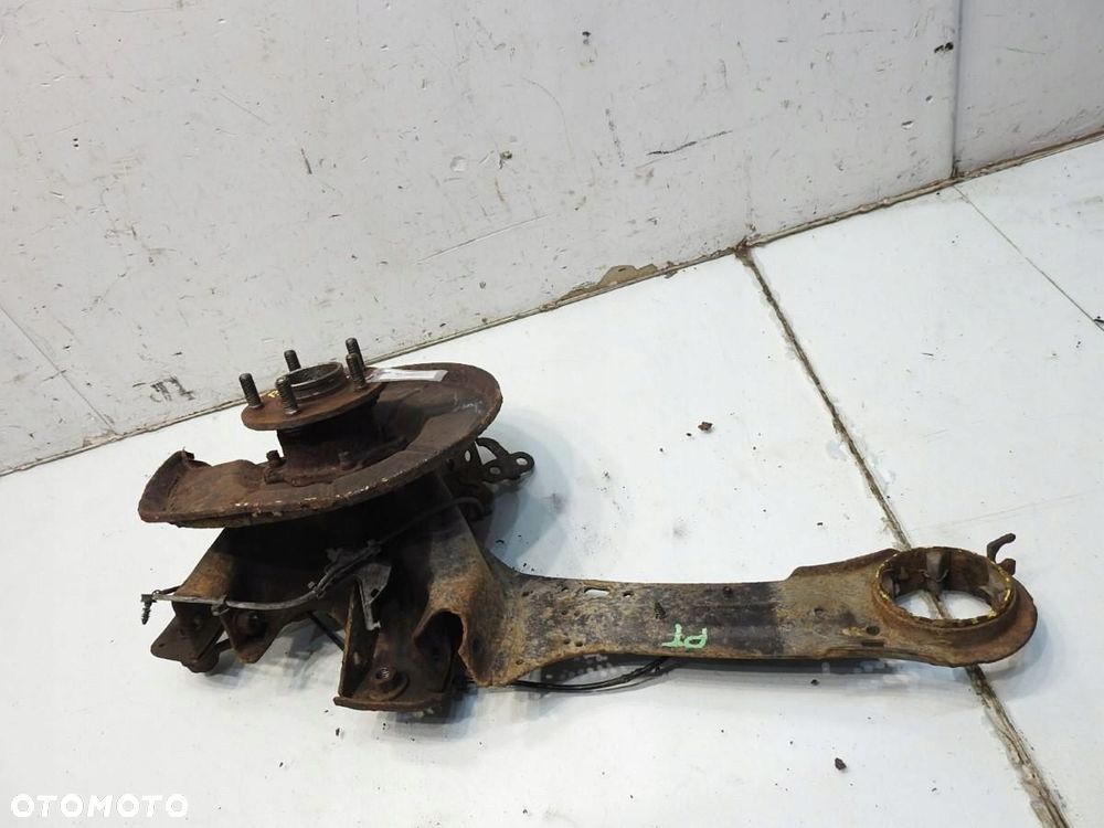 PIASTA ZWROTNICA WAHACZ PRAWY TYŁ FORD MONDEO MK4 IV KOMBI 2.0 TDCI - 9