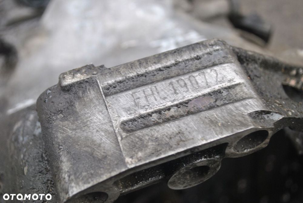 SKRZYNIA MANUALNA BIEGÓW AUDI A6C5 A6 C5 FHL 3.0 V6 5-B - 6