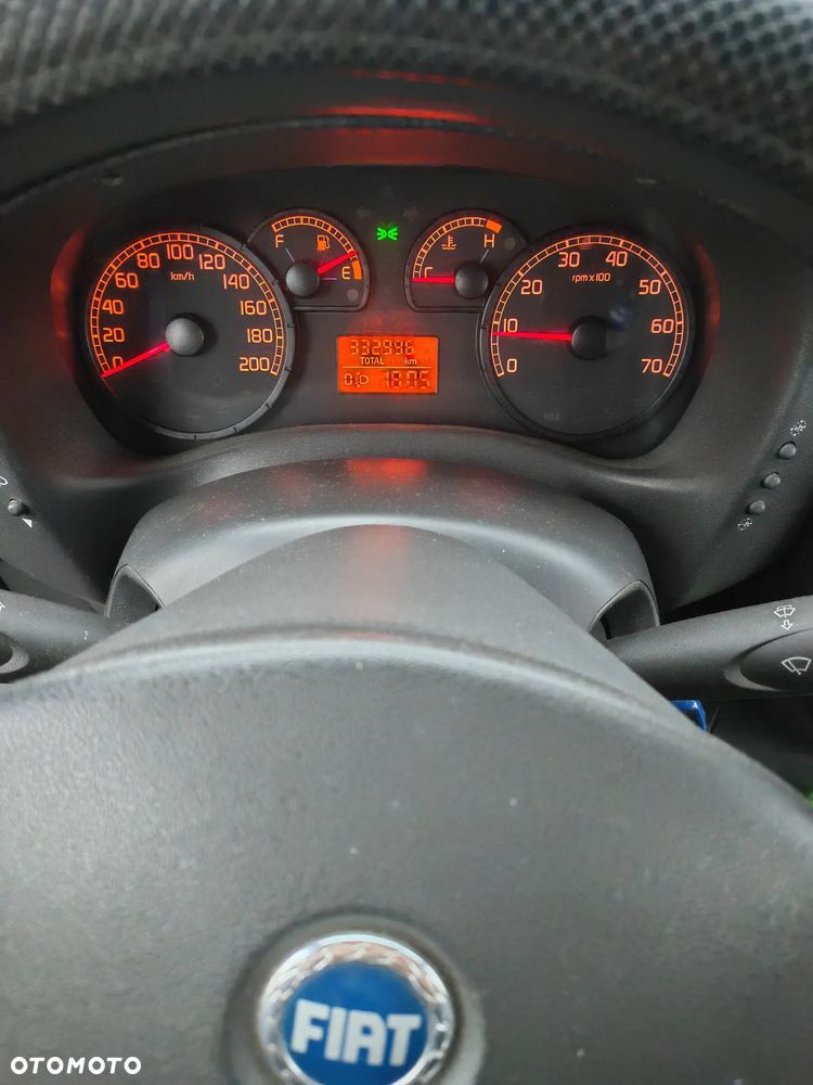 Fiat Doblo 1.9 JTD Dynamic - 22