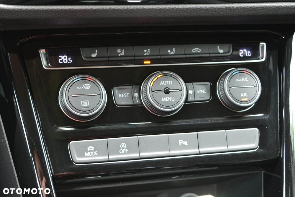 Volkswagen Touran 1.5 TSI EVO Highline DSG - 25