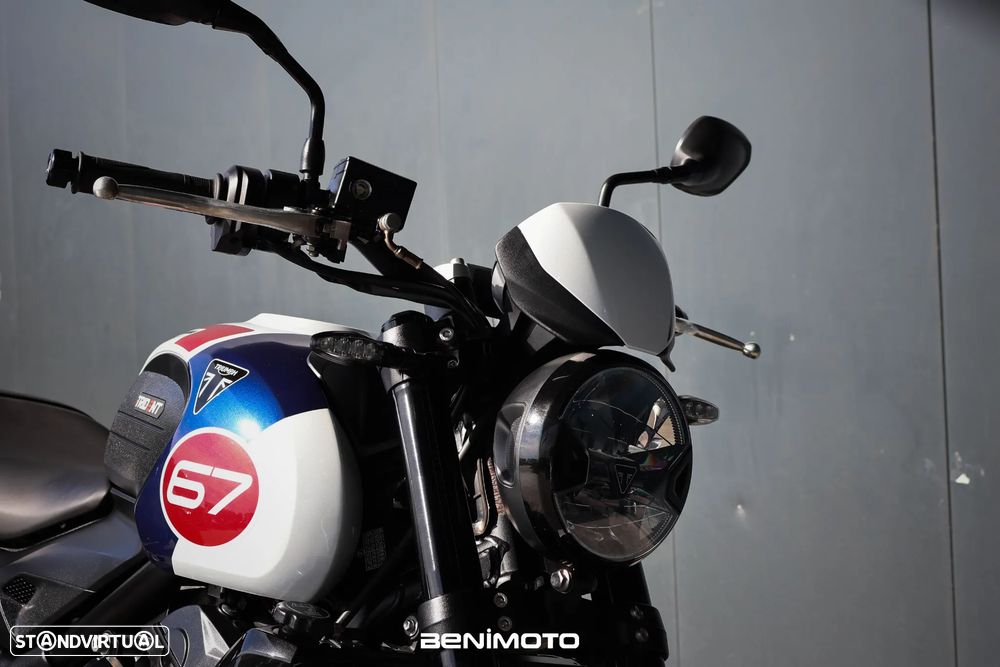 Triumph Trident 660 Special Edition - 13