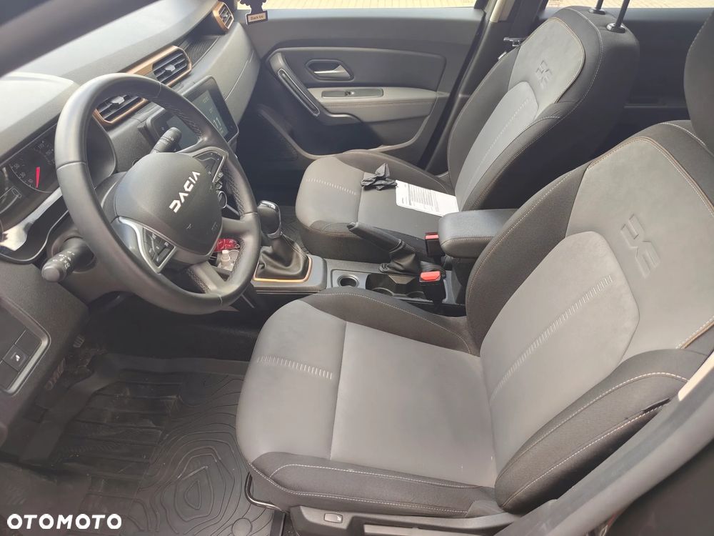 Dacia Duster 1.3 TCe Extreme EDC - 10