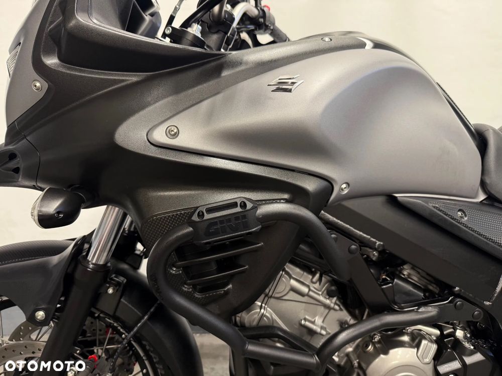 Suzuki V-STROM - 23