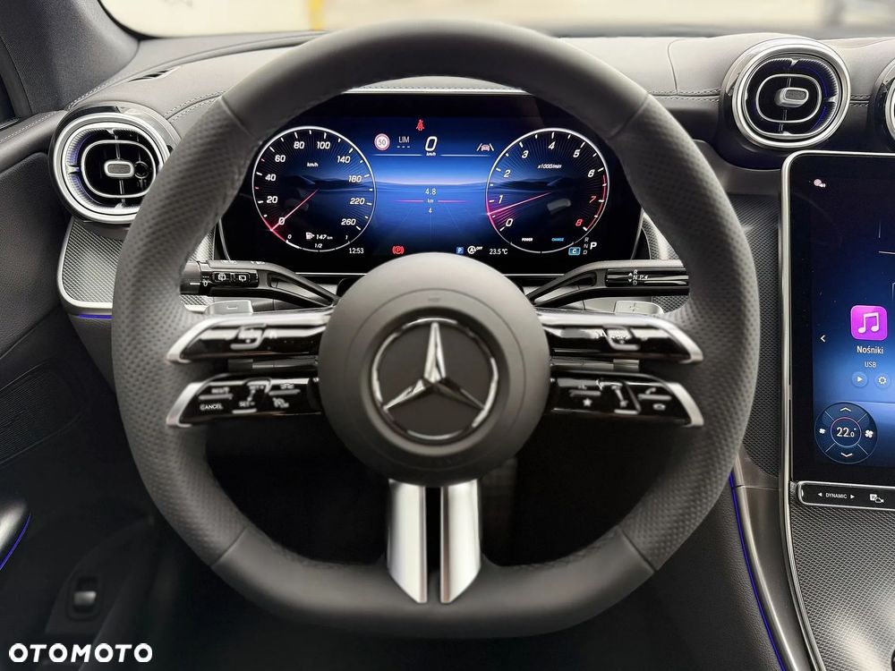 Mercedes-Benz GLC - 14