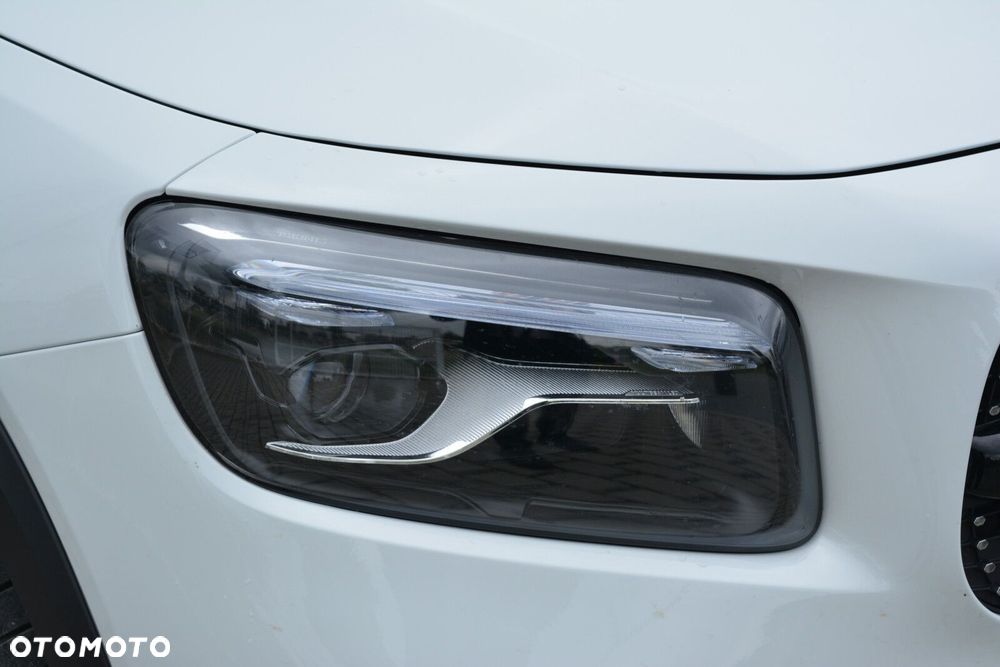 Mercedes-Benz GLB 220 d 4-Matic AMG Line 8G-DCT - 10