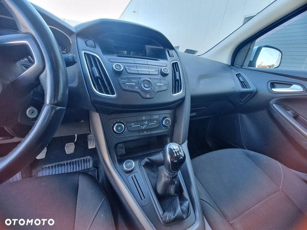 Ford Focus - 9