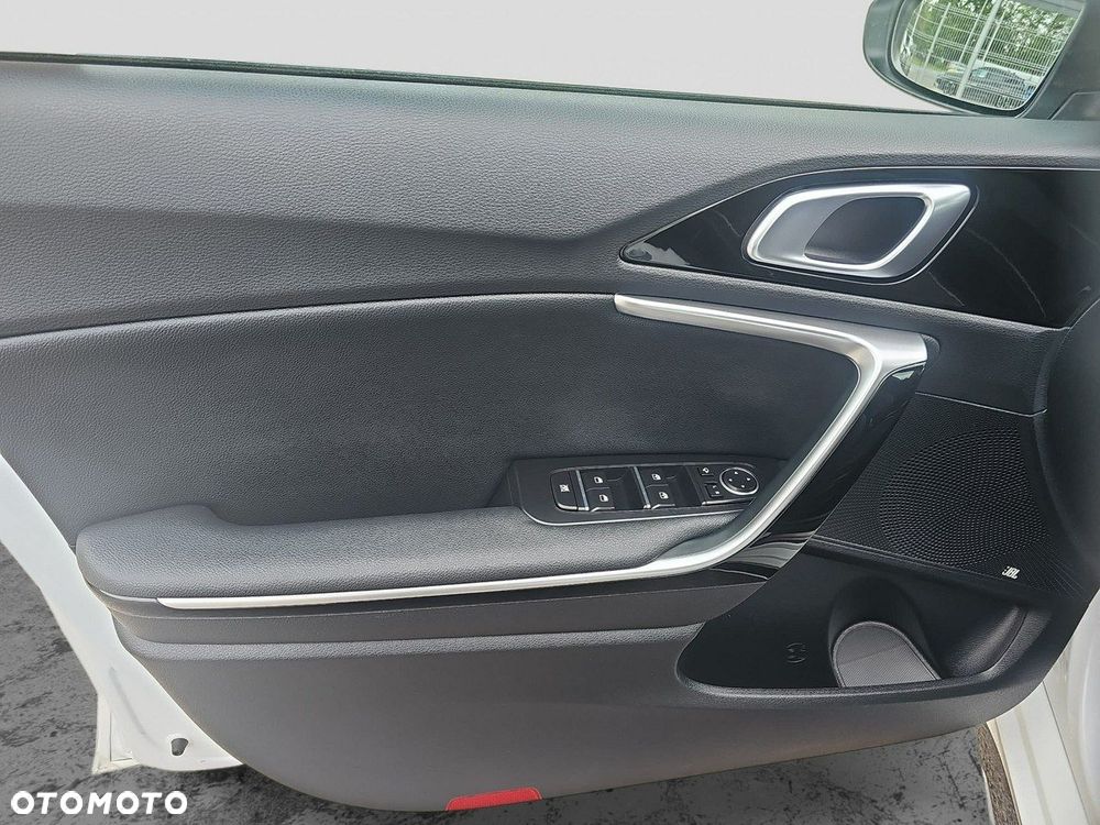 Kia ProCeed 1.5 T-GDI GT Line DCT - 24
