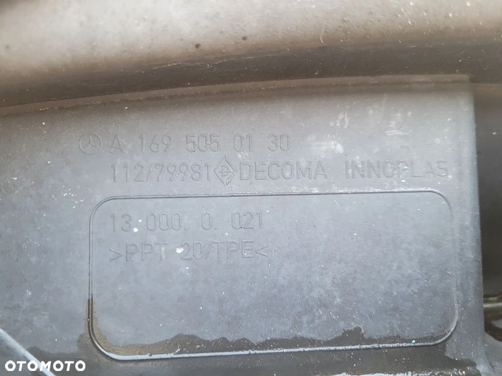 Mercedes A W169 04-08 Pas przedni - 13