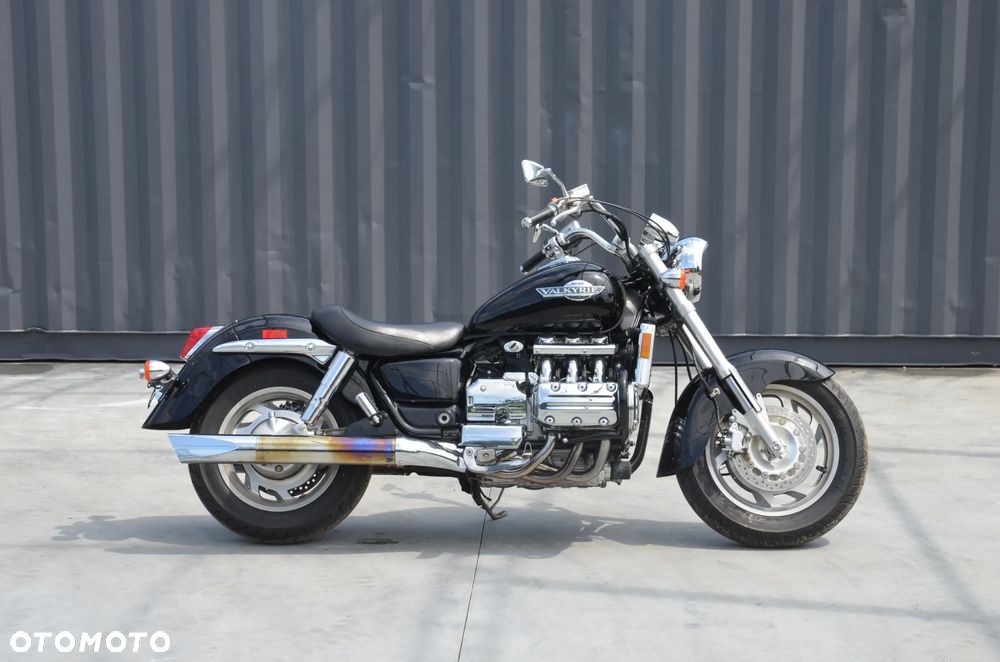 Honda GL - 27