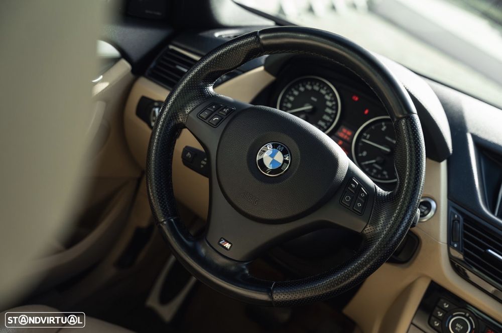 BMW X1 25 d xDrive Auto Pack M - 4