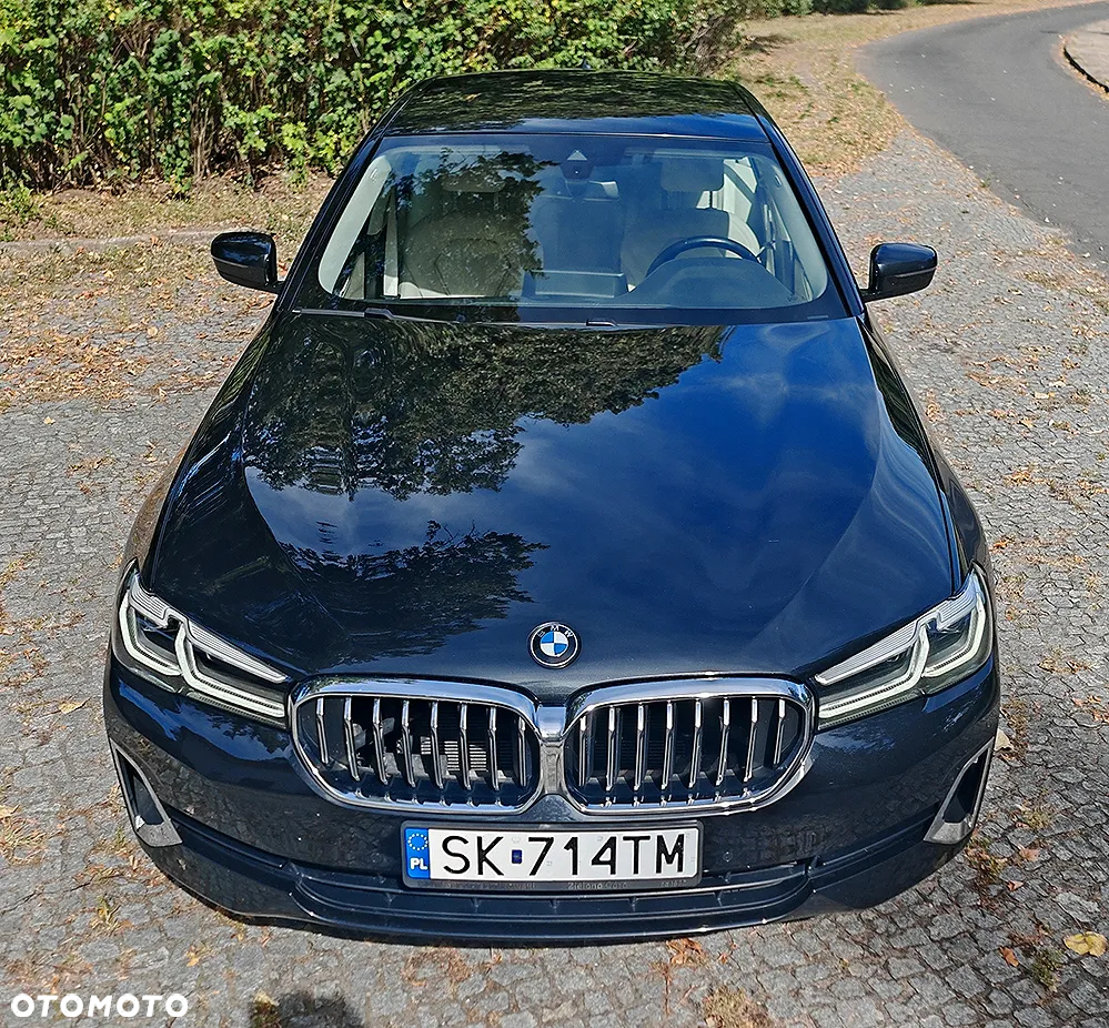 BMW Seria 5 520d Luxury Line sport - 11