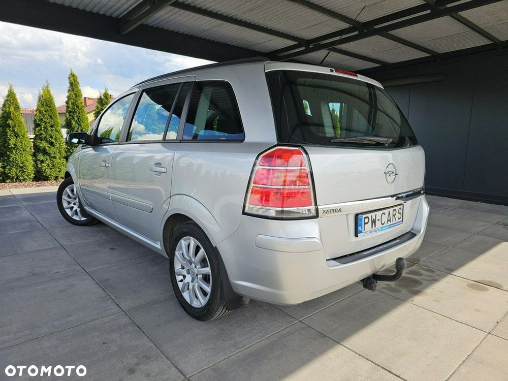 Opel Zafira 1.8 Essentia EU5 - 4