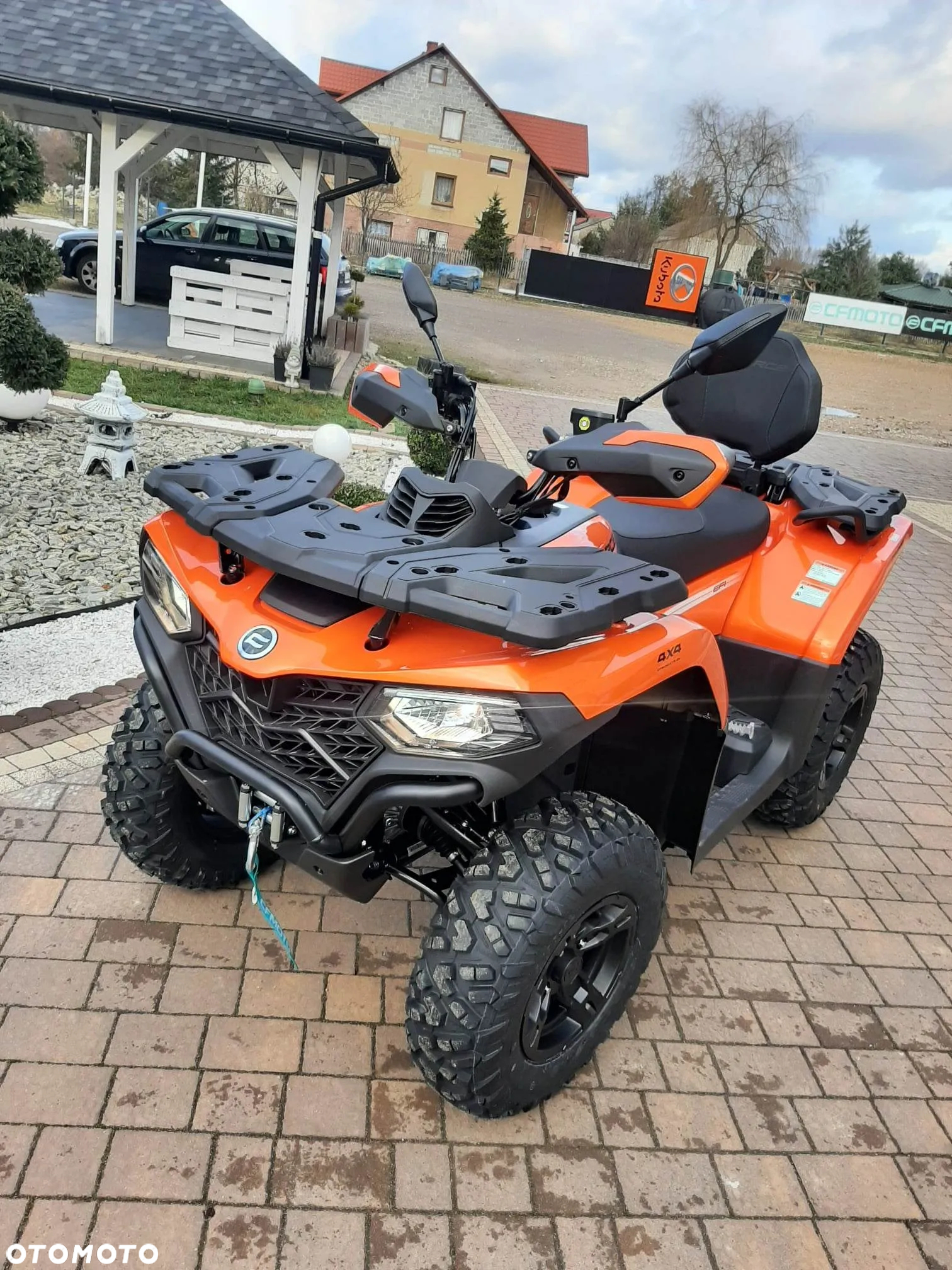 CFMoto CForce - 16