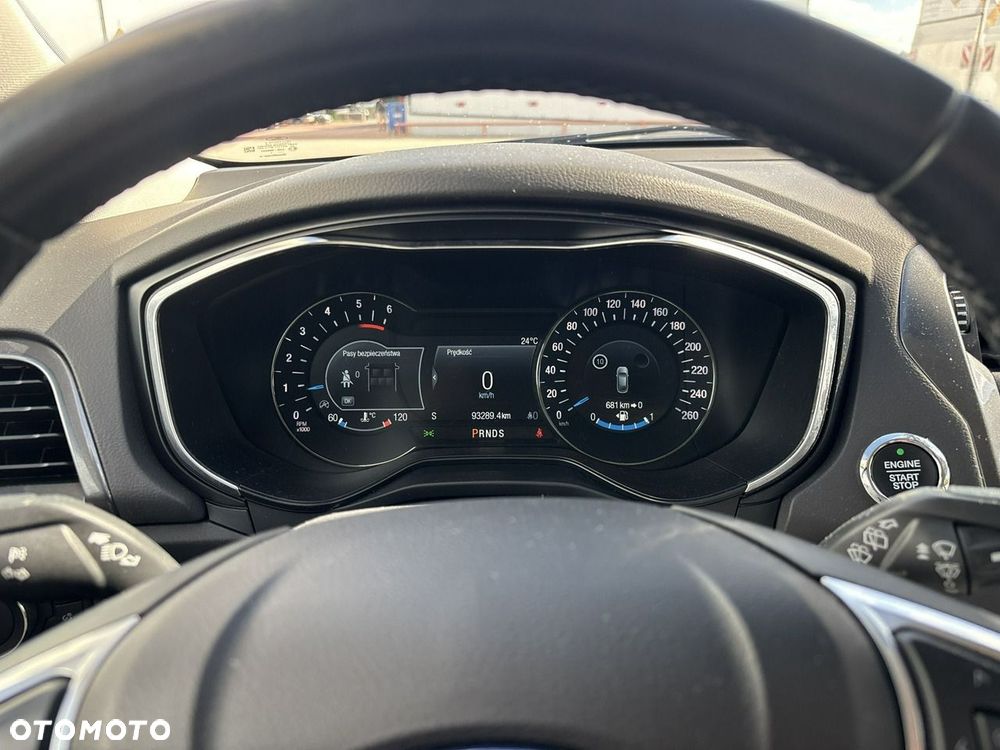 Ford Mondeo - 21